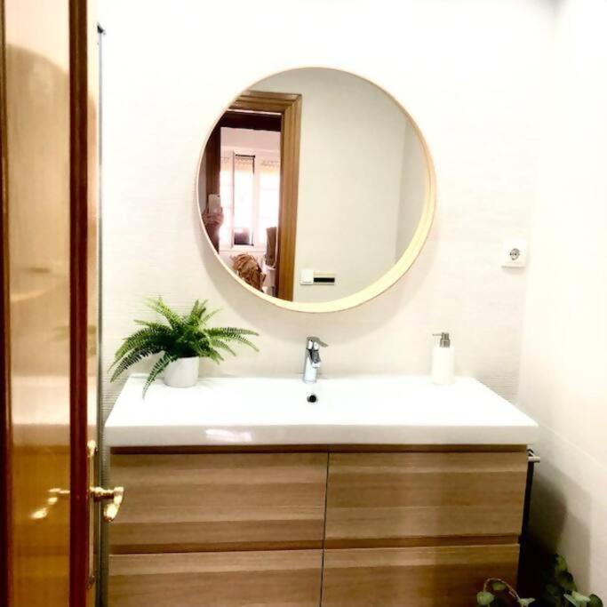 Apartment Nuevo Con Piscina A 2 Minutos Estacion Tren Ave *