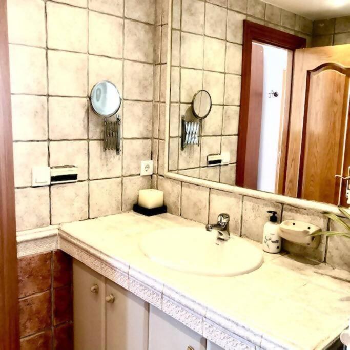 Nuevo Con Piscina A 2 Minutos Estacion Tren Ave Apartament